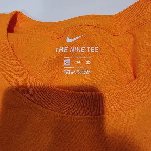 Nike Graphic T-shirt Size XXL - Picture 2 of 7
